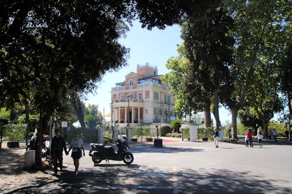 Day 23 - Park Villa Borghese